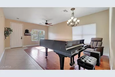 970 E Doris Street, Avondale, AZ 85323 - Photo 8