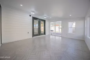 5132 S Dorsey Ln, Tempe, AZ 85282 - Photo 4