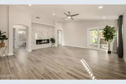 6152 W Blackhawk Drive, Glendale, AZ 85308 - Photo 8