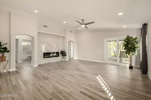 6152 W Blackhawk Dr, Glendale, AZ 85308 - Photo 8