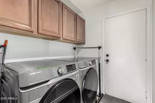 729 E Glenhaven Dr, Phoenix, AZ 85048 - Photo 12