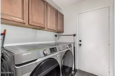 729 E Glenhaven Drive, Phoenix, AZ 85048 - Photo 16