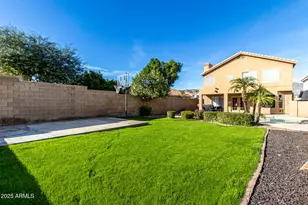 729 E Glenhaven Dr, Phoenix, AZ 85048 - Photo 26