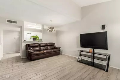 4608 W Maryland Avenue #127, Glendale, AZ 85301 - Photo 2