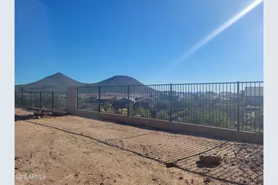 13423 W Eagle Feather Road, Peoria, AZ 85383 - Photo 8