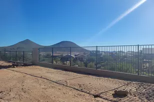 13423 W Eagle Feather Rd, Peoria, AZ 85383 - Photo 8