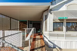 21292 W Westward View Rd, Congress, AZ 85332 - Photo 24