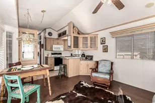 21292 W Westward View Rd, Congress, AZ 85332 - Photo 6