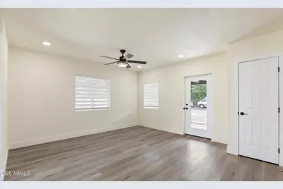 3021 N Randolph Road, Phoenix, AZ 85014 - Photo 14