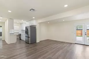 3021 N Randolph Rd, Phoenix, AZ 85014 - Photo 6