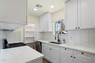 3021 N Randolph Rd, Phoenix, AZ 85014 - Photo 10