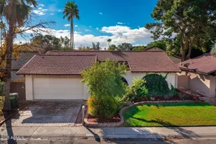 959 E Lobster Trap Ln, Tempe, AZ 85283 - Photo 2