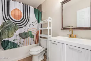 959 E Lobster Trap Ln, Tempe, AZ 85283 - Photo 18