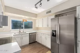 959 E Lobster Trap Ln, Tempe, AZ 85283 - Photo 14