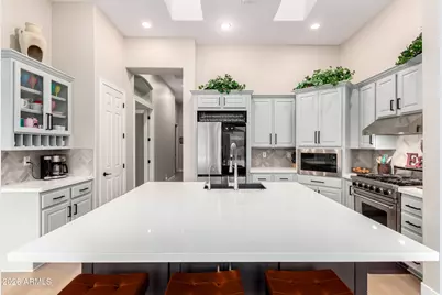 2302 W Hazelhurst Drive, Anthem, AZ 85086 - Photo 8