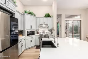 2302 W Hazelhurst Dr, Anthem, AZ 85086 - Photo 6