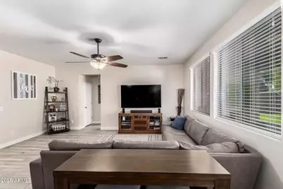 4668 S McMinn Drive, Gilbert, AZ 85297 - Photo 10