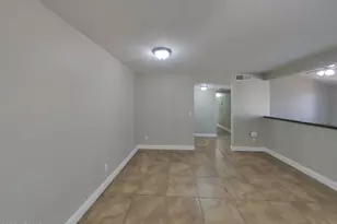 9026 N 64th Dr, Glendale, AZ 85302 - Photo 4