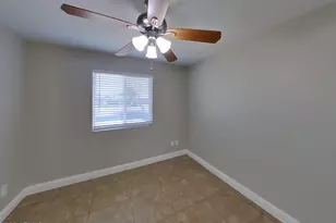 9026 N 64th Dr, Glendale, AZ 85302 - Photo 14