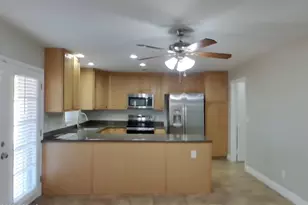 9026 N 64th Dr, Glendale, AZ 85302 - Photo 6