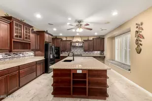 6820 S 42nd Ln, Phoenix, AZ 85041 - Photo 12