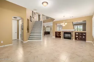 6820 S 42nd Ln, Phoenix, AZ 85041 - Photo 4