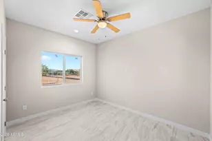 21820 W White Pine Dr, Wittmann, AZ 85361 - Photo 10