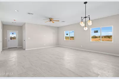 21820 W White Pine Drive, Wittmann, AZ 85361 - Photo 18