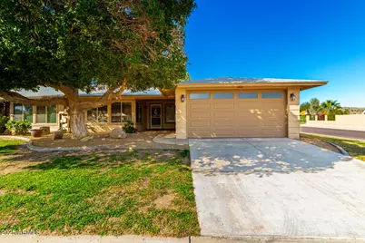 12166 S Shoshoni Drive, Phoenix, AZ 85044 - Photo 1