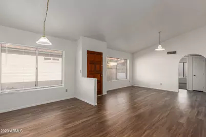 7331 W Paradise Drive, Peoria, AZ 85345 - Photo 4