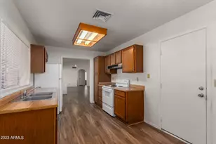 7331 W Paradise Dr, Peoria, AZ 85345 - Photo 10