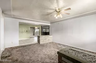 912 W Estes Way, Phoenix, AZ 85041 - Photo 8