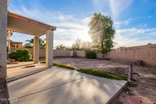 18468 N Comet Trail, Maricopa, AZ 85138 - Photo 22