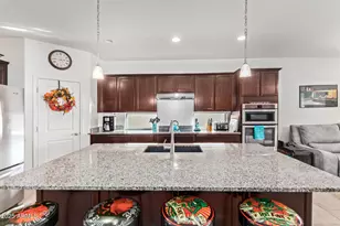 18135 W Tina Ln, Surprise, AZ 85387 - Photo 14