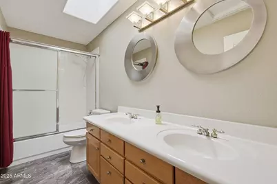 718 E Mountain Sage Drive, Phoenix, AZ 85048 - Photo 14