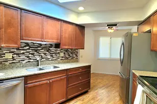 19646 N Camino Del Sol, Sun City West, AZ 85375 - Photo 4