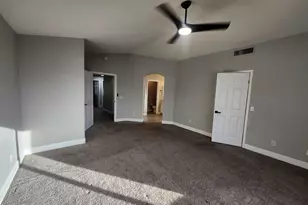 15846 S 17th Ln, Phoenix, AZ 85045 - Photo 18