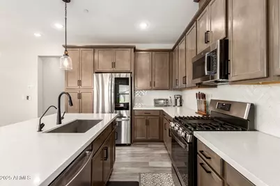 759 E Lark Street #202, Gilbert, AZ 85297 - Photo 1