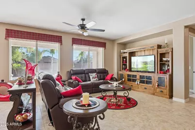 401 W Basswood Avenue, San Tan Valley, AZ 85140 - Photo 14