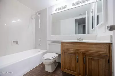 8445 N 34th Avenue, Phoenix, AZ 85051 - Photo 12