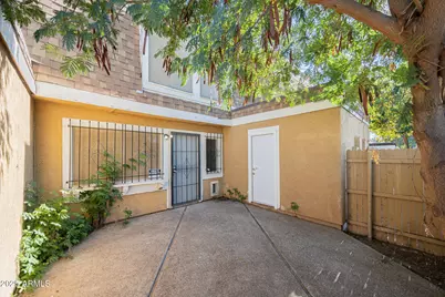 8445 N 34th Avenue, Phoenix, AZ 85051 - Photo 1