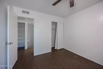 8445 N 34th Avenue, Phoenix, AZ 85051 - Photo 16