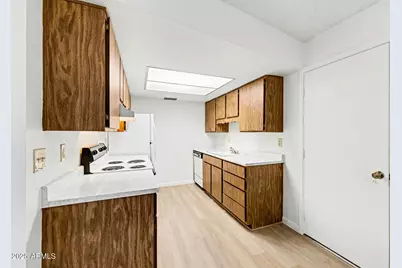 9919 N 97th Drive #A, Peoria, AZ 85345 - Photo 10