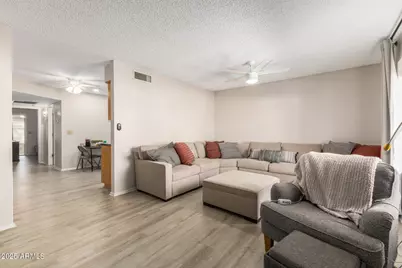 2064 S Farnsworth Drive #101, Mesa, AZ 85209 - Photo 6