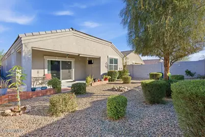 36425 W Pampoloma Avenue, Maricopa, AZ 85138 - Photo 24