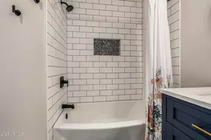 2925 E Dunbar Dr, Phoenix, AZ 85042 - Photo 14