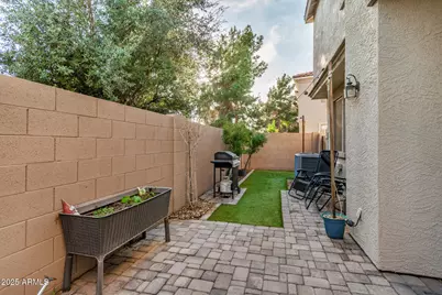 2925 E Dunbar Drive, Phoenix, AZ 85042 - Photo 20