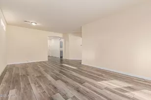 10489 S 182nd Dr, Goodyear, AZ 85338 - Photo 14