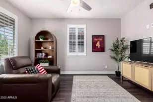 2510 E Fawn Dr, Phoenix, AZ 85042 - Photo 26