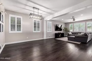 2510 E Fawn Dr, Phoenix, AZ 85042 - Photo 10